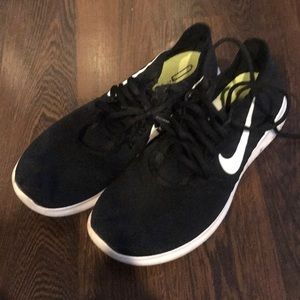 Womans Nike run natural shoes!